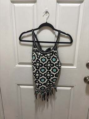Black Market Women's Boho Crochet Floral Scarf Hem Crop Top with Tassels Size M